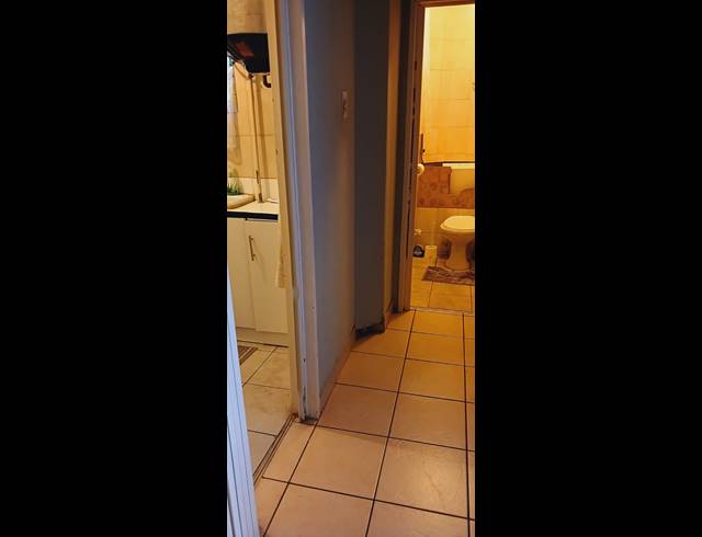 1 BEDROOM ROOM TO LET IN DURBAN CENTRAL